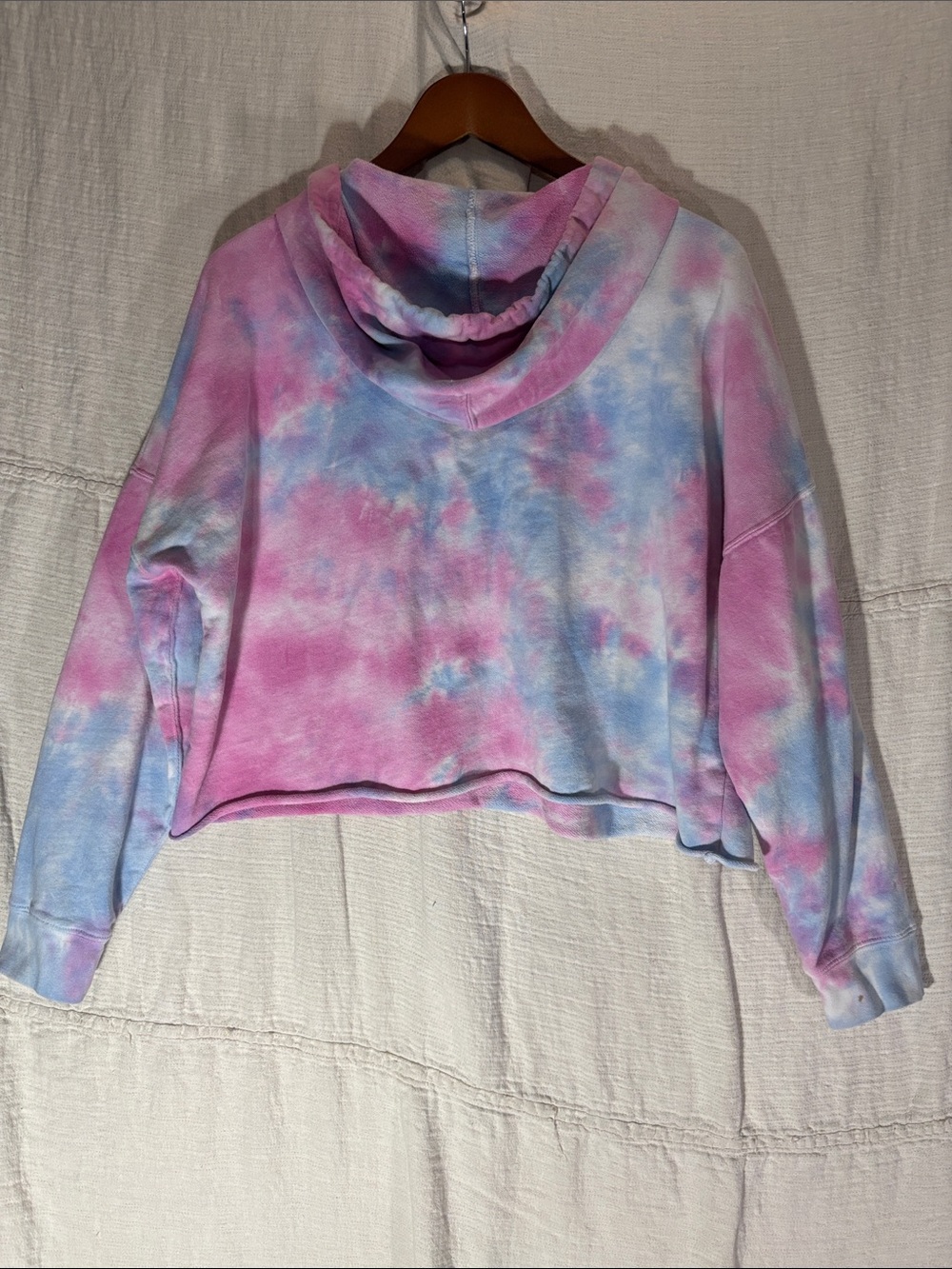 Calvin Klein Jeans Pink & Blue Tie-Dye Cropped Hoodie - Picture 7 of 9